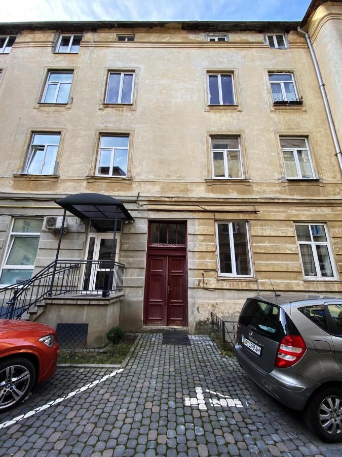 The Spirit Of Lviv In The Apartments Exterior photo